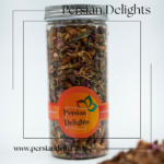 ترکیب چای میوه‌ای با تکه‌های میوه خشک طبیعی و رنگارنگ